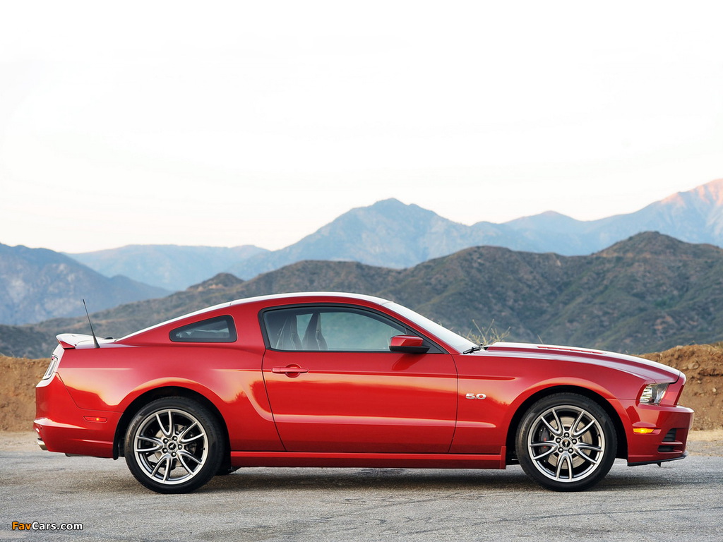 Mustang 5.0 GT 2012 wallpapers (1024 x 768)