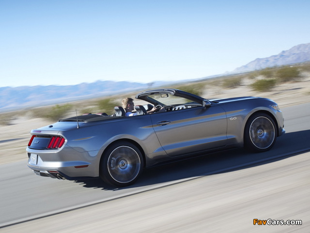 2015 Mustang GT Convertible 2014 photos (640 x 480)