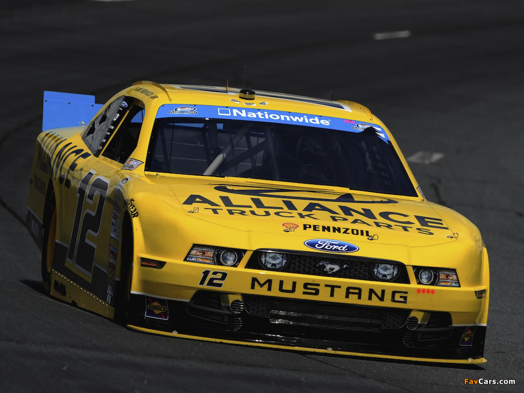 Mustang NASCAR Nationwide Series Race Car 2010 pictures (1024 x 768)