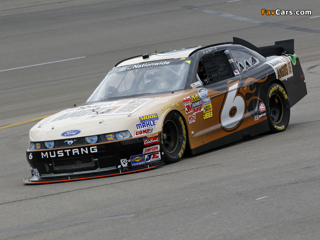 Photos of Mustang NASCAR Nationwide Series Race Car 2010 (640 x 480)