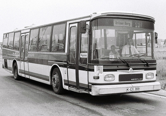Pictures of Neoplan N814 1976–79