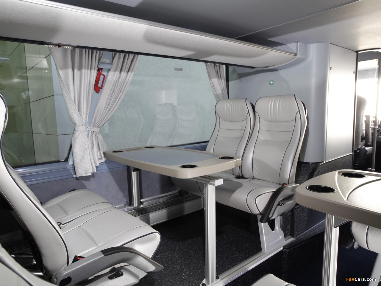Images of Neoplan Skyliner 2010 (1280 x 960)