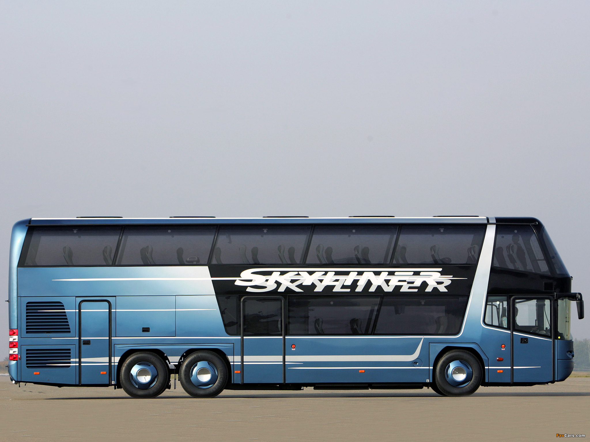 Pictures of Neoplan Skyliner C (2048 x 1536)