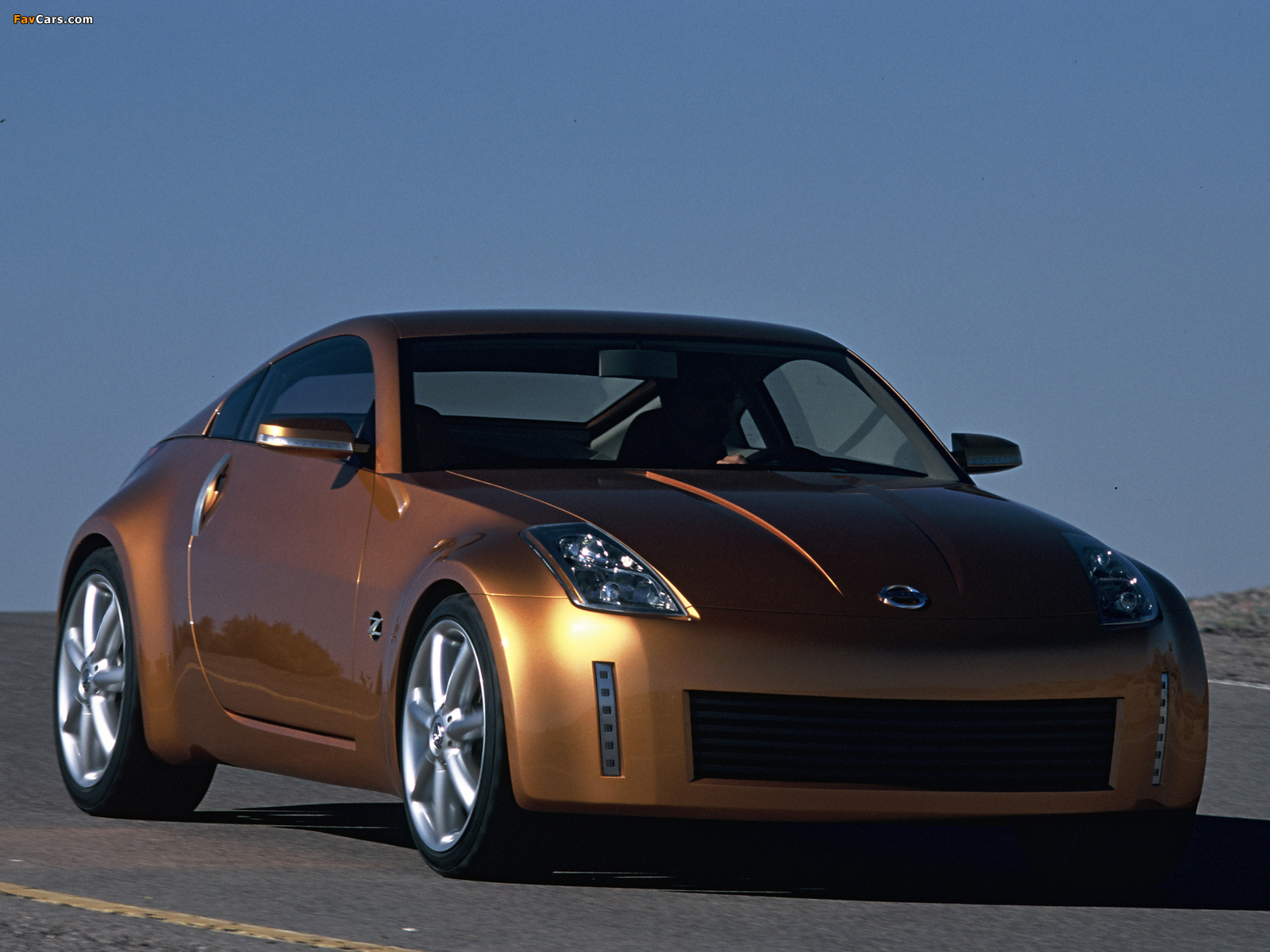 Nissan Z Concept 2001 wallpapers (1600 x 1200)