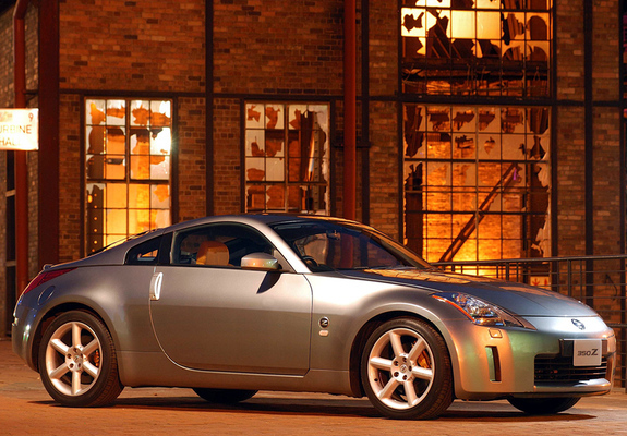 Pictures of Nissan 350Z ZA-spec (Z33) 2004–06