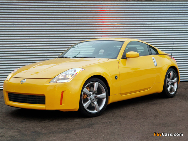 Nissan 350Z 35th Anniversary 2005 wallpapers (640 x 480)
