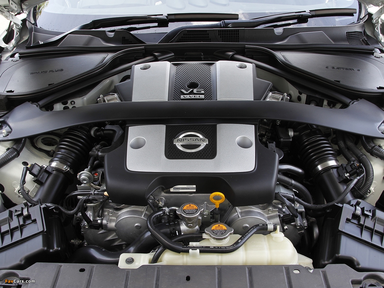 Images of Nissan 370Z GT Edition UK-spec 2011–12 (1280 x 960)