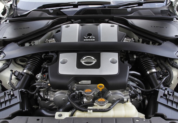 Images of Nissan 370Z GT Edition UK-spec 2011–12