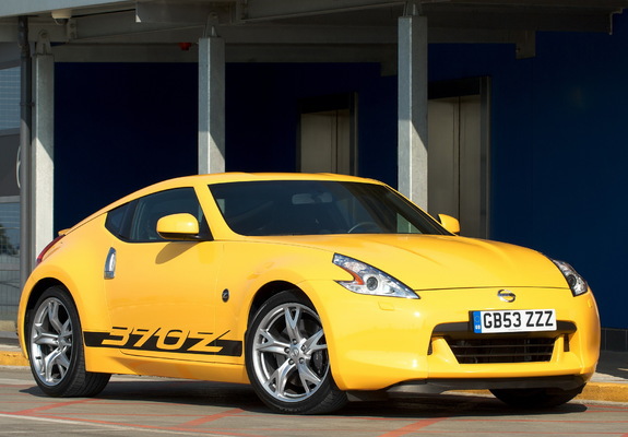 Nissan 370Z Yellow 2009 images