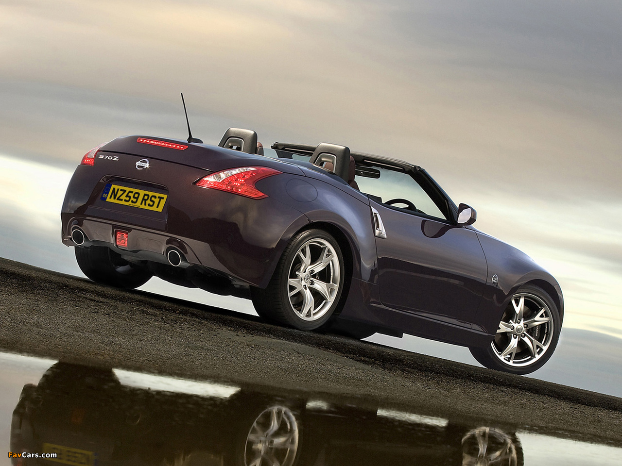 Nissan 370Z Roadster UK-spec 2009 images (1280 x 960)