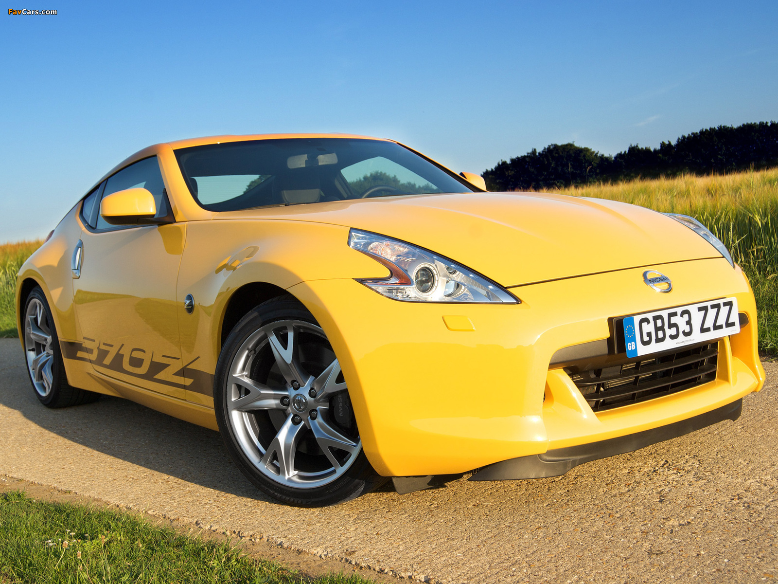 Nissan 370Z Yellow 2009 pictures (1600 x 1200)