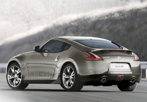 Nissan 370Z 2009–12 pictures