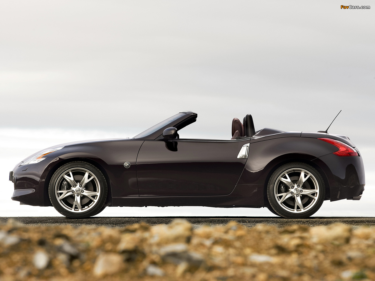 Nissan 370Z Roadster 2009 pictures (1280 x 960)