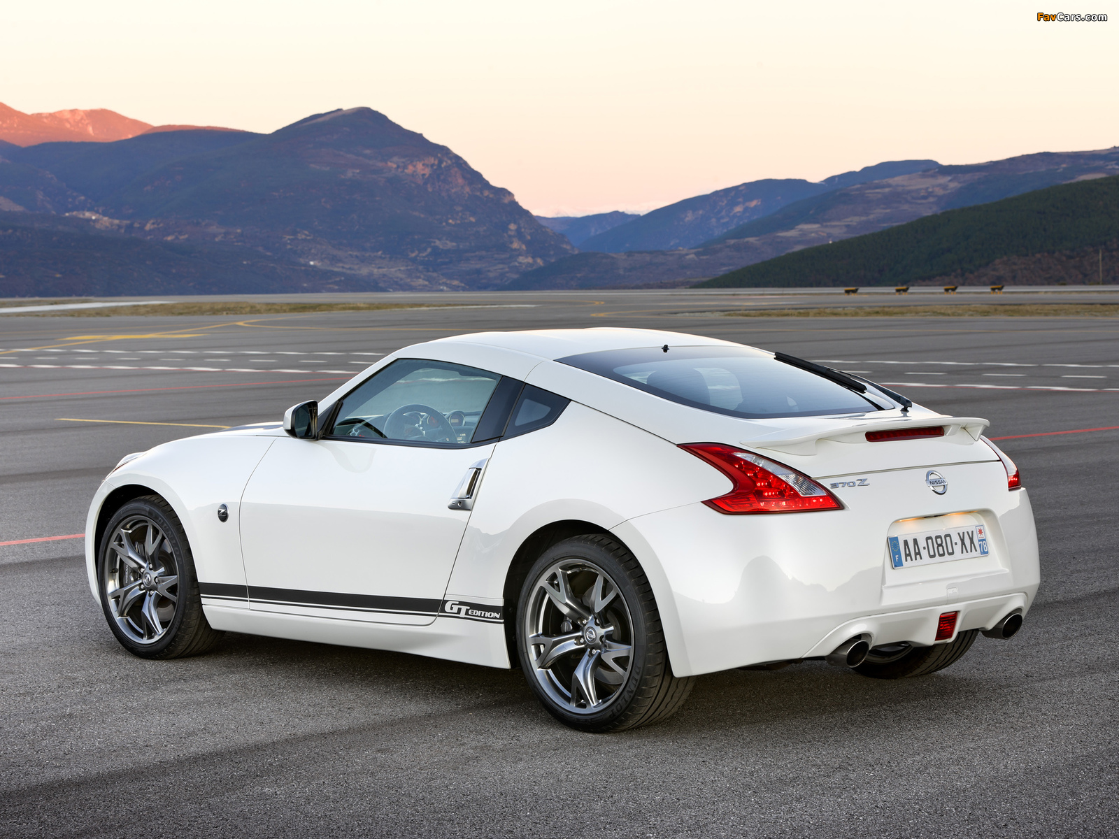 Nissan 370Z GT Edition 2011–12 images (1600 x 1200)