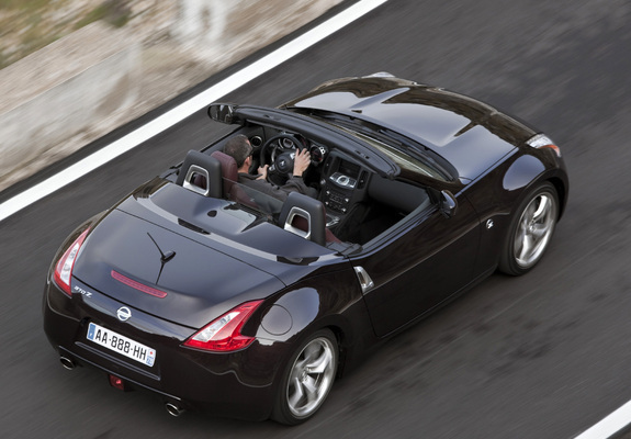 Photos of Nissan 370Z Roadster 2009