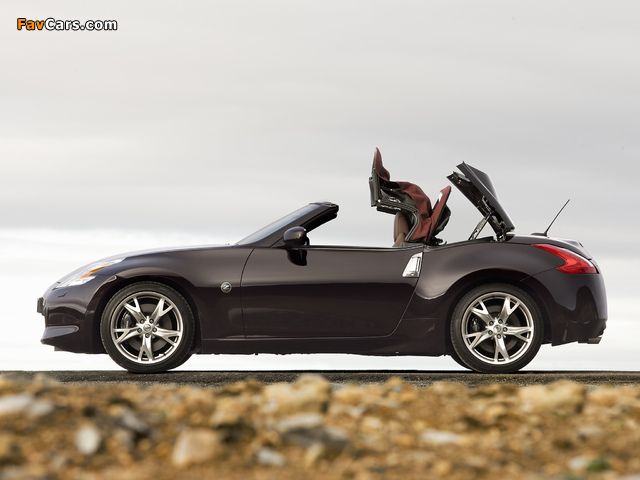 Photos of Nissan 370Z Roadster 2009 (640 x 480)