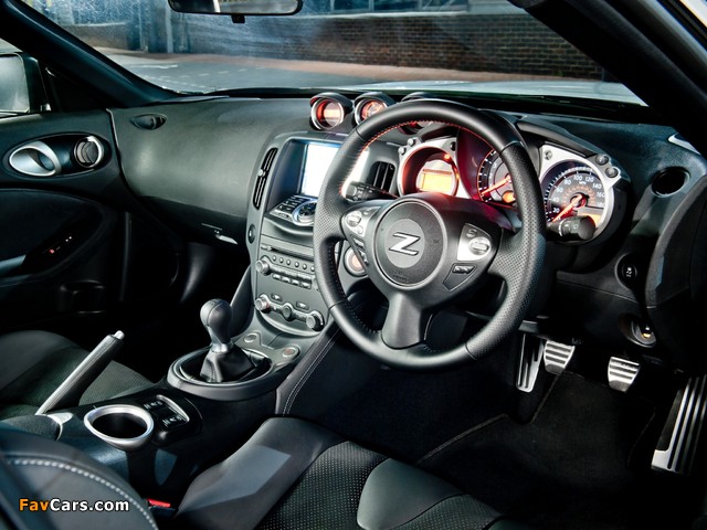 Photos of Nissan 370Z GT Edition UK-spec 2011–12 (640 x 480)