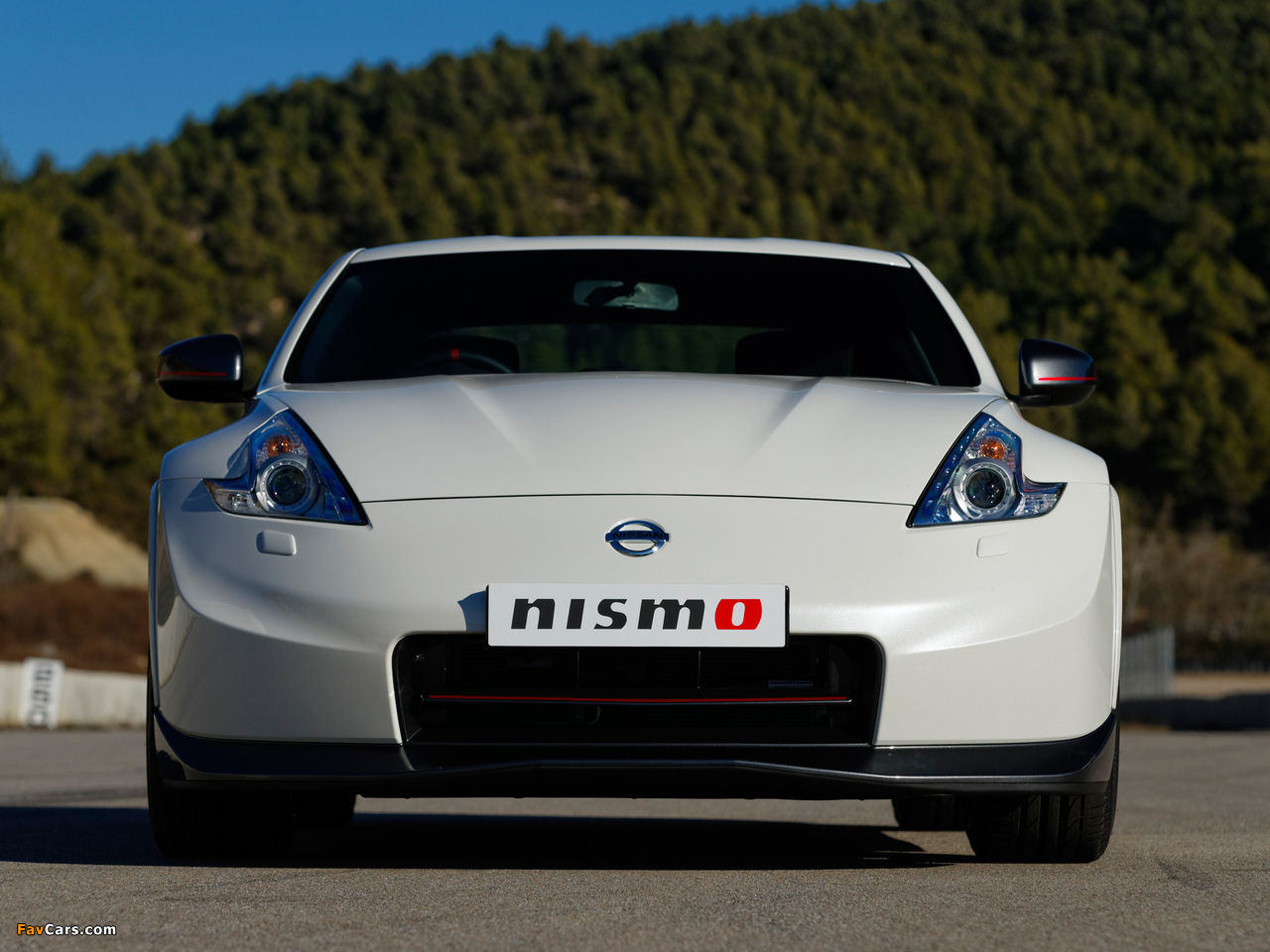 Photos of Nismo Nissan 370Z UK-spec 2013 (1280 x 960)