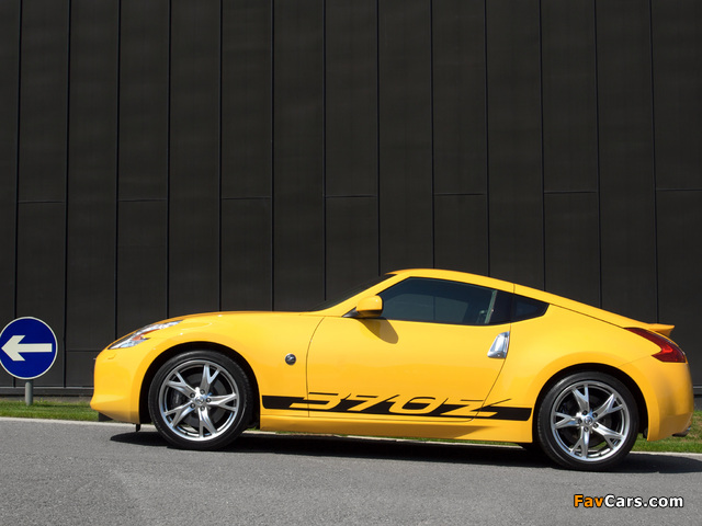 Pictures of Nissan 370Z Yellow 2009 (640 x 480)