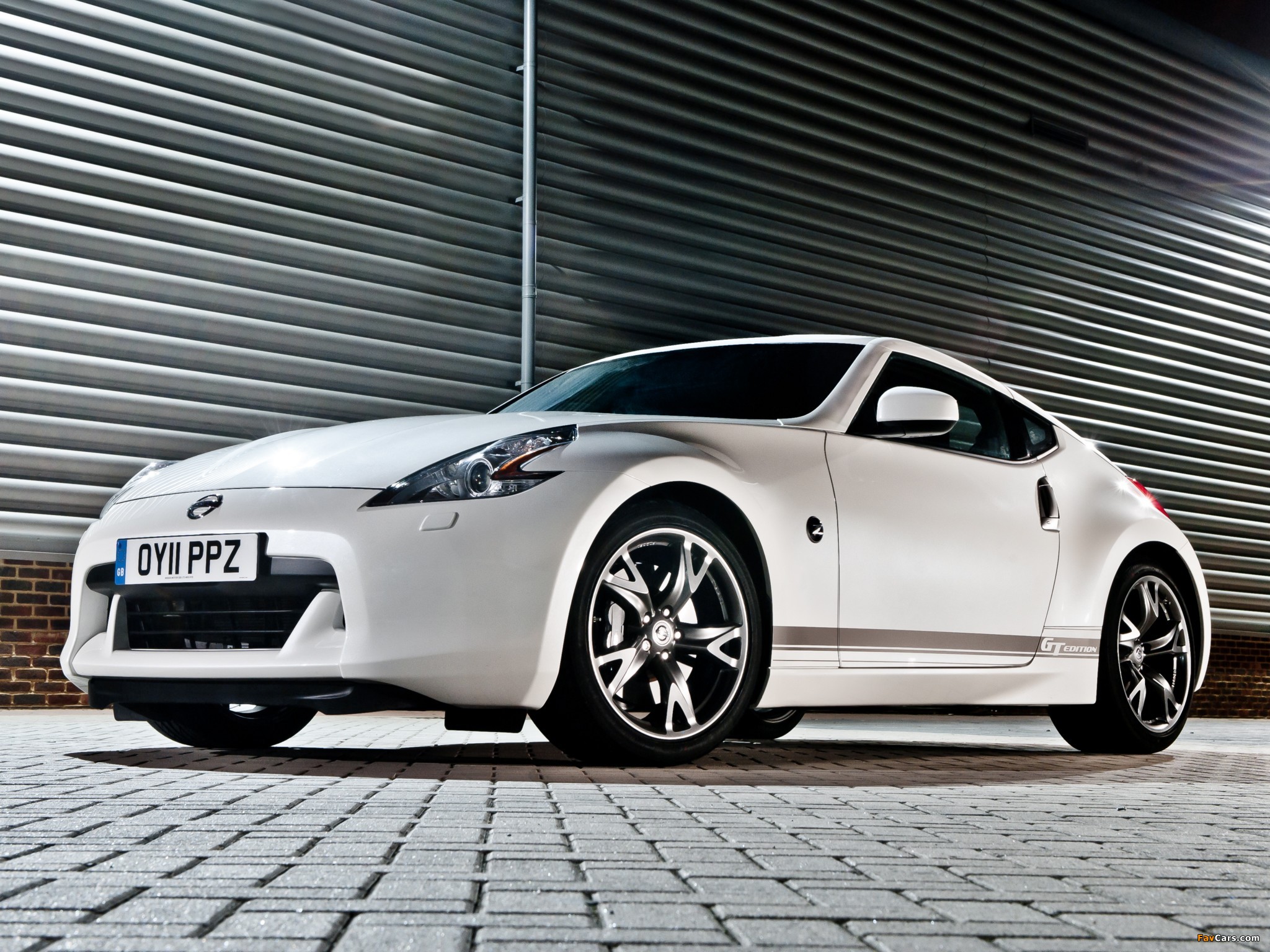 Pictures of Nissan 370Z GT Edition UK-spec 2011–12 (2048 x 1536)