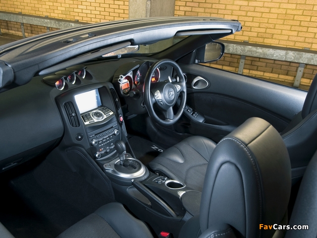 Nissan 370Z Roadster UK-spec 2009 wallpapers (640 x 480)