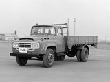Photos of Nissan 680 1959–69