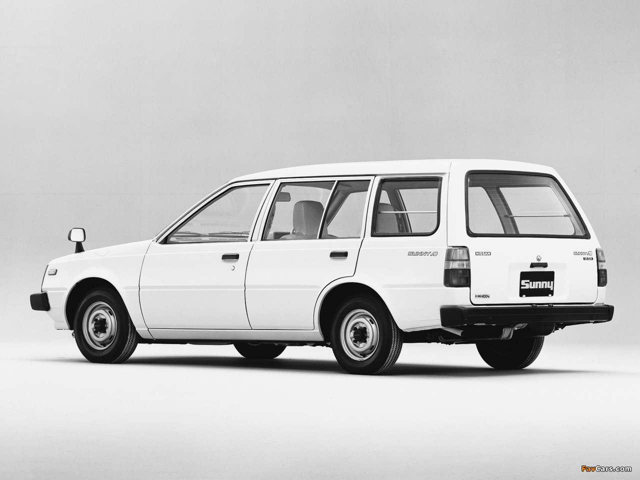 Nissan Sunny AD Van (VB11) 1982–85 images (1280 x 960)