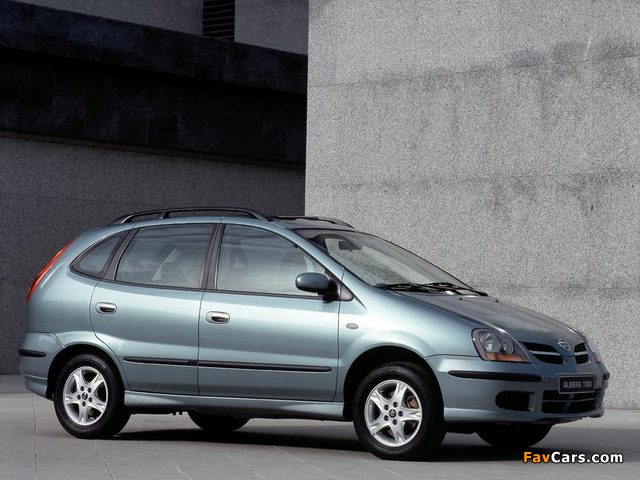Nissan Almera Tino (V10) 2000–06 pictures (640 x 480)
