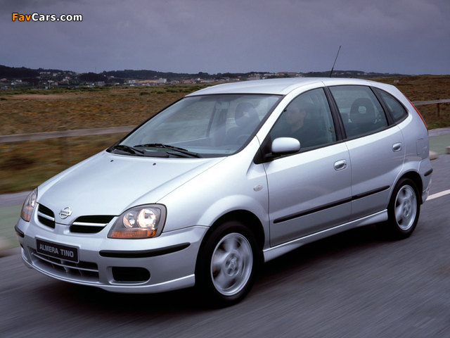 Nissan Almera Tino (V10) 2000–06 pictures (640 x 480)