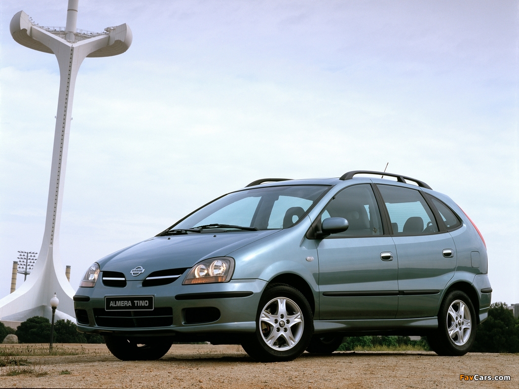 Pictures of Nissan Almera Tino (V10) 2000–06 (1024 x 768)