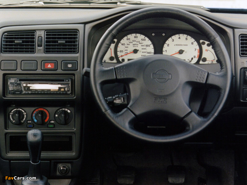 Images of Nissan Almera GTI UK-spec (N15) 1998–2000 (800 x 600)