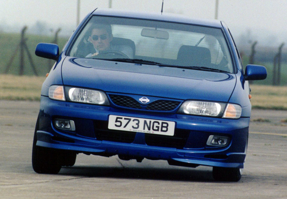 Nissan Almera GTI UK-spec (N15) 1998–2000 images
