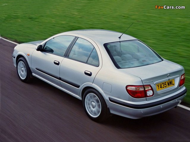 Nissan Almera Sedan UK-spec (N16) 2000–03 photos (640 x 480)