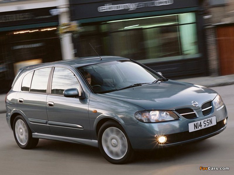 Nissan Almera 5-door UK-spec (N16) 2003–06 wallpapers (800 x 600)