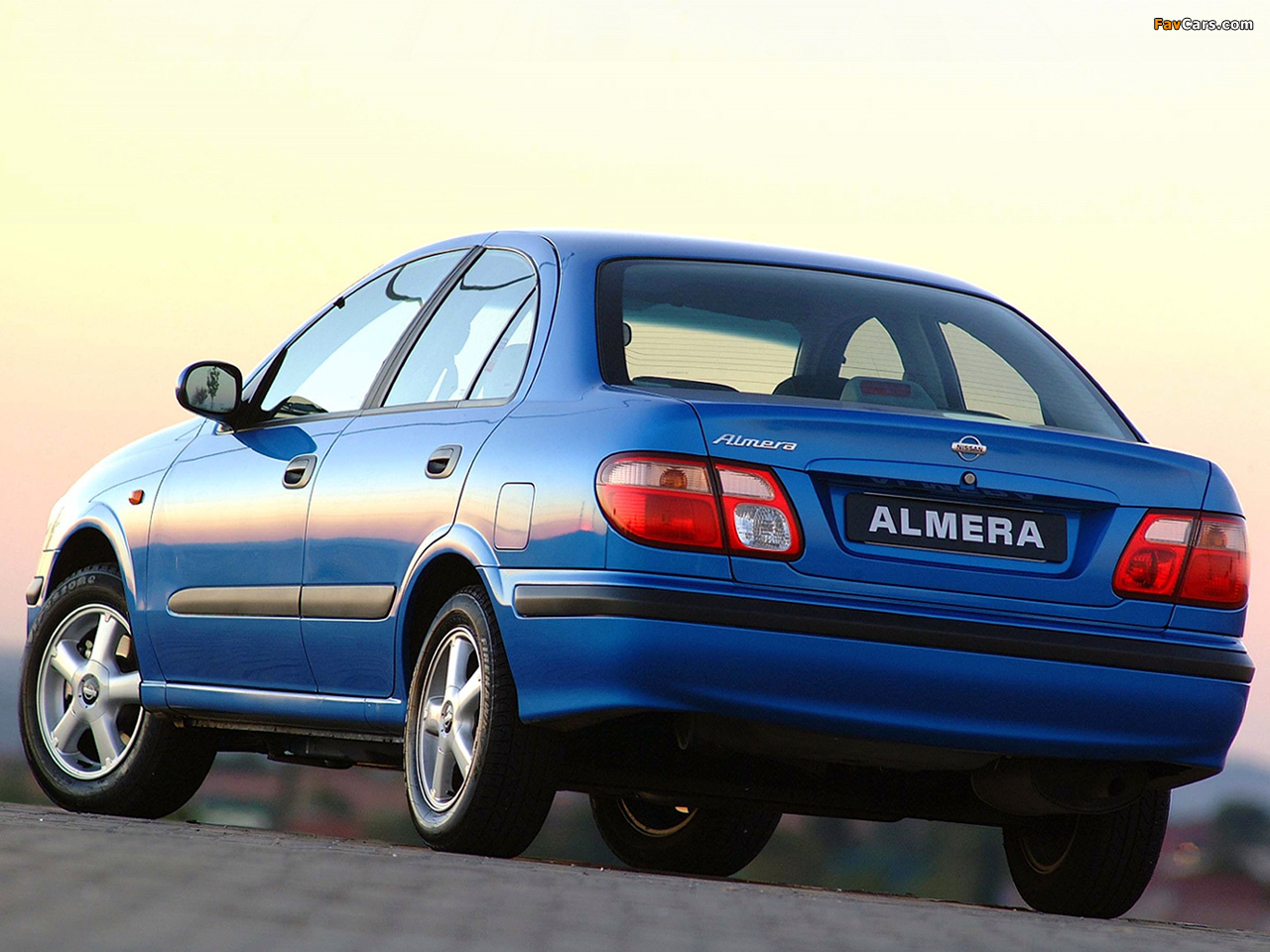 Nissan Almera Sedan ZA-spec (N16) 2000–03 wallpapers (1280 x 960)