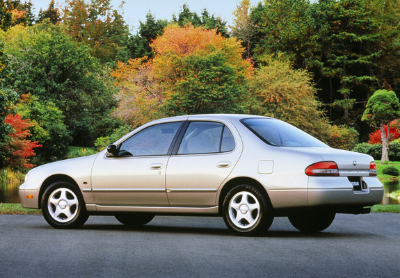 Images of Nissan Altima 1997–98