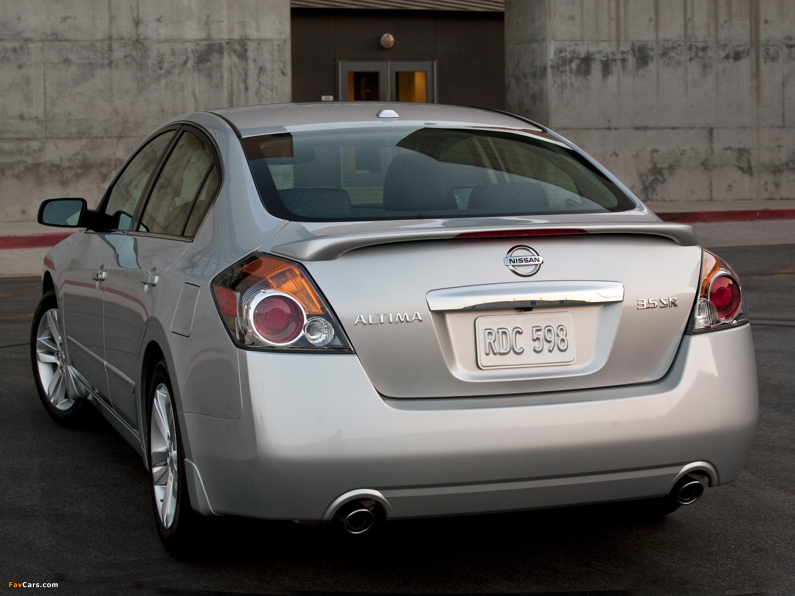Nissan Altima (L32) 2009–12 images (1600 x 1200)