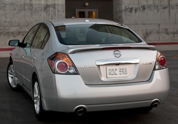 Nissan Altima (L32) 2009–12 images