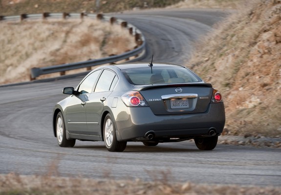 Nissan Altima Hybrid (L32) 2010–12 images