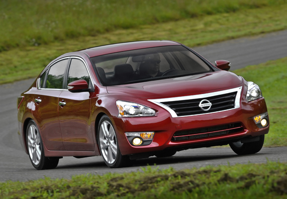 Photos of Nissan Altima (L33) 2012