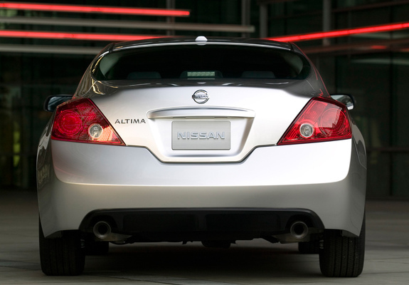 Pictures of Nissan Altima Coupe (U32) 2007–09
