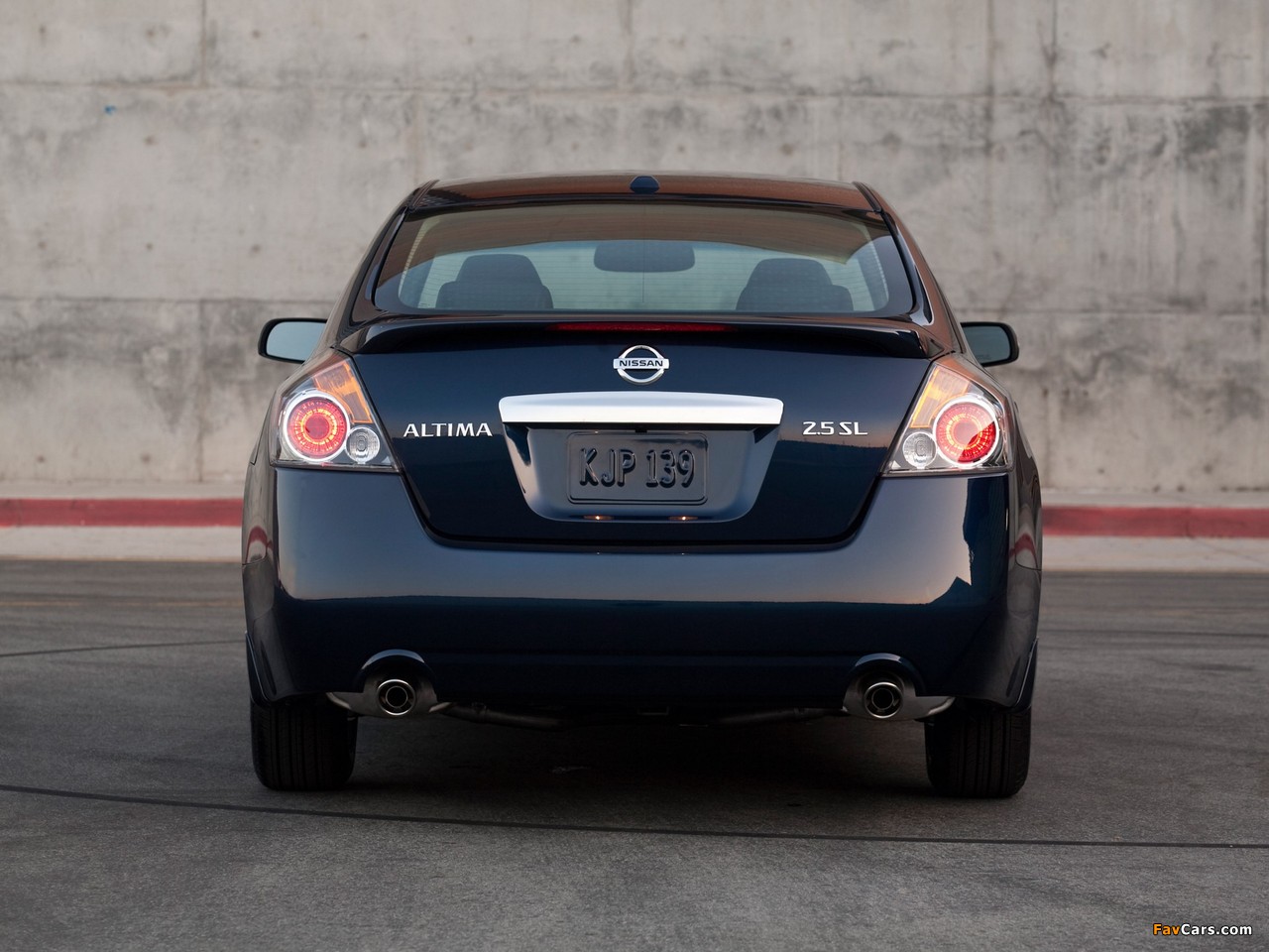 Pictures of Nissan Altima (L32) 2009–12 (1280 x 960)