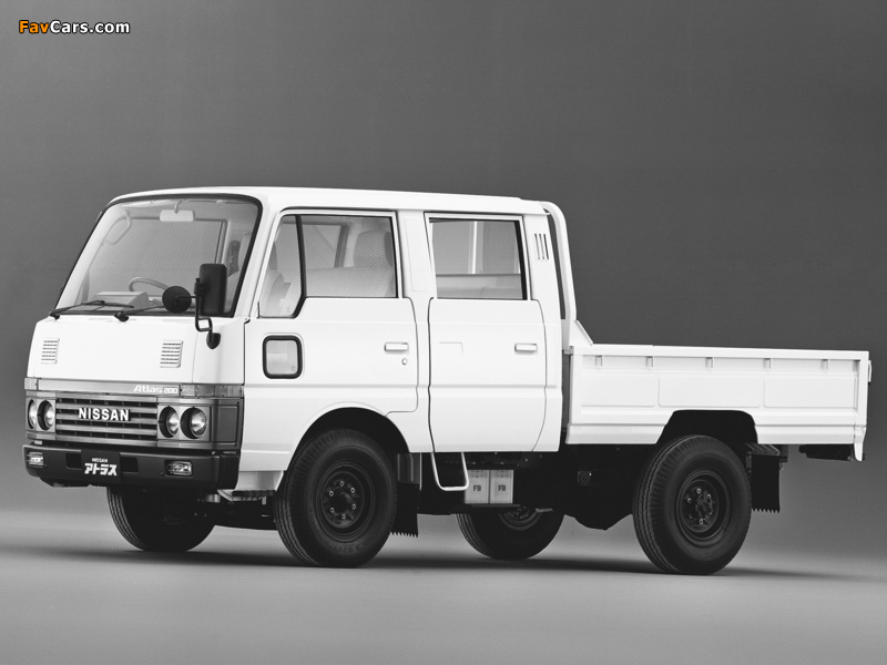 Photos of Nissan Atlas Double Cab (H40) 1981–91 (800 x 600)