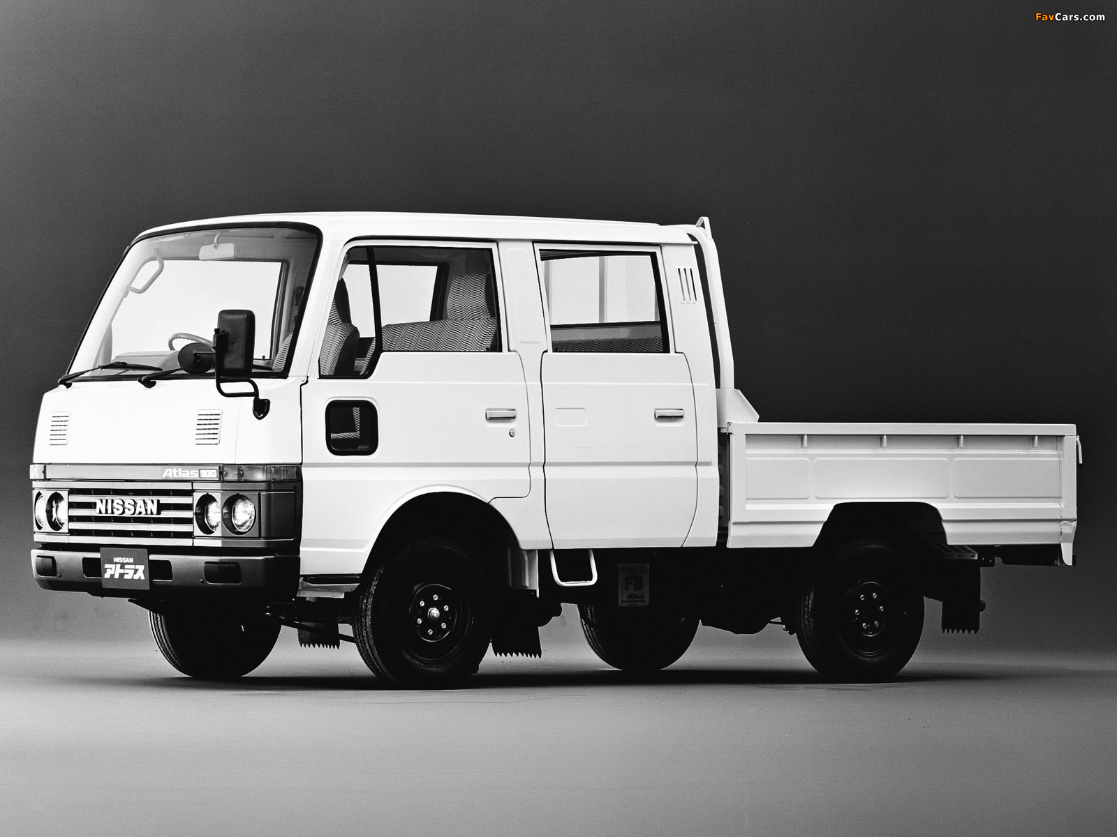Pictures of Nissan Atlas Double Cab (F22) 1982–91 (1600 x 1200)