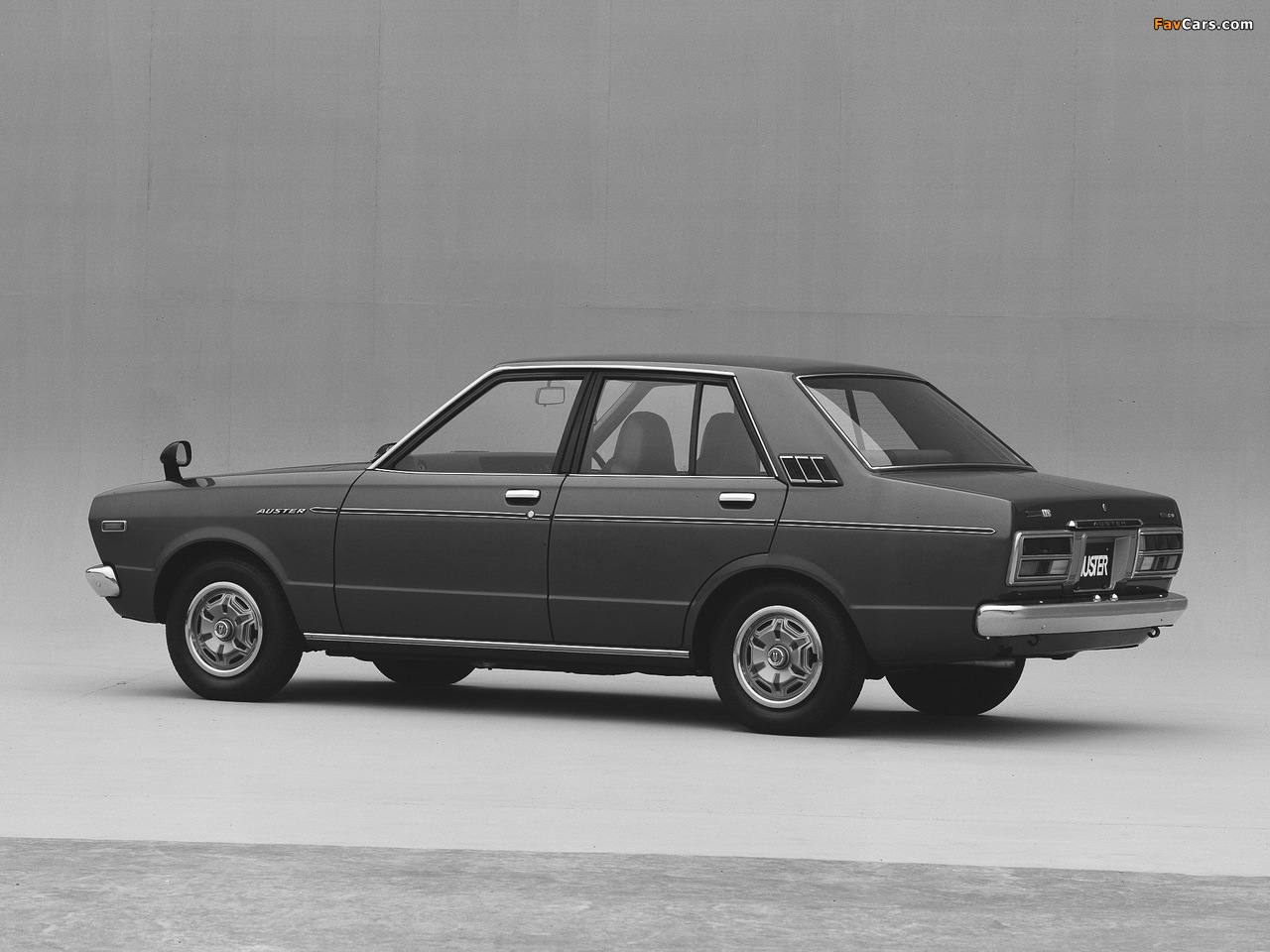 Images of Nissan Violet Auster Sedan (A10) 1977–79 (1280 x 960)