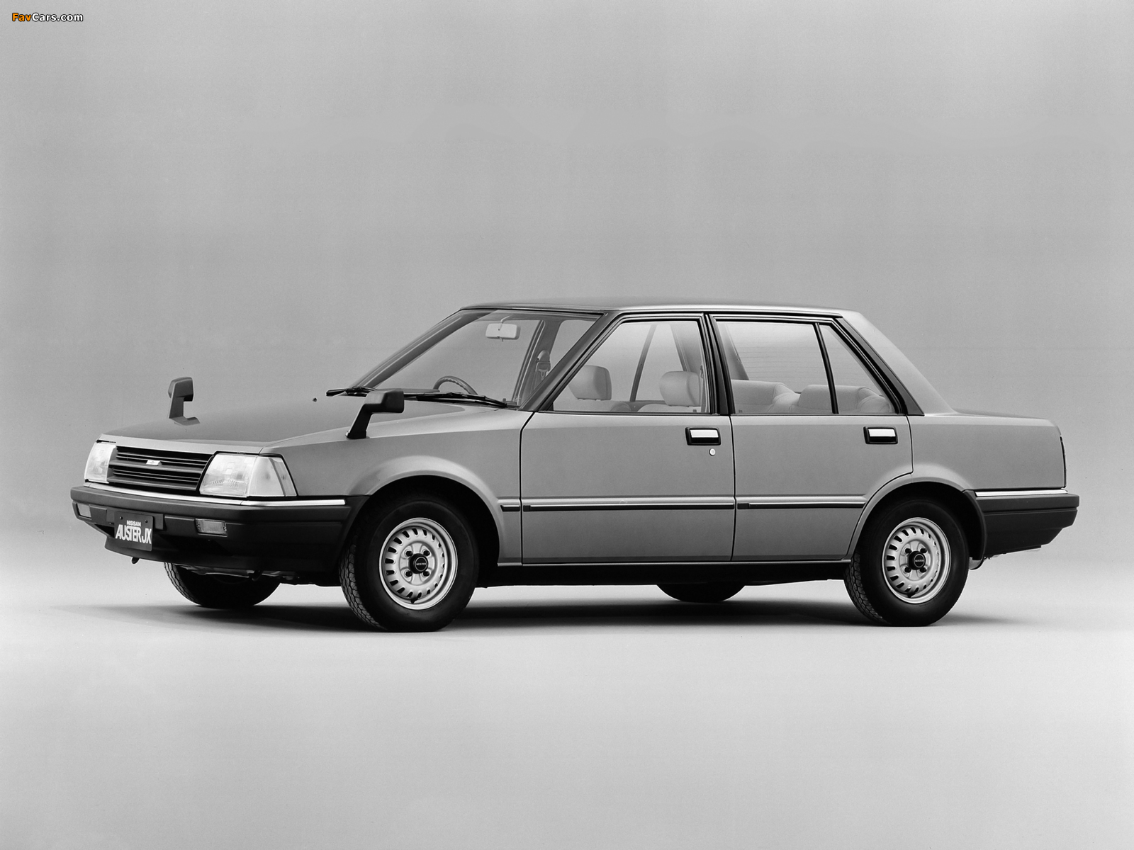 Nissan Auster JX Sedan (T11) 1981–83 images (1600 x 1200)