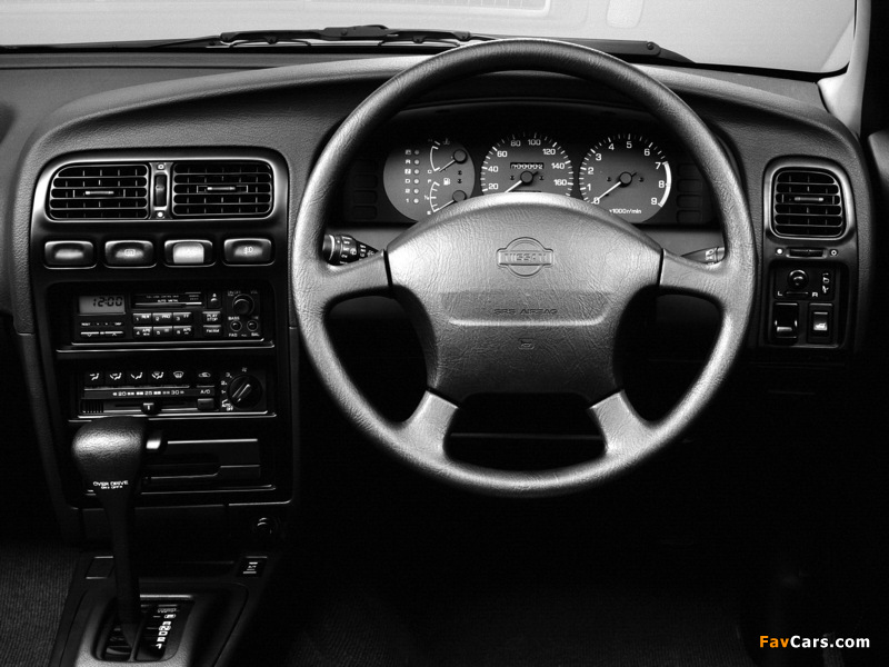 Autech Nissan Avenir Salut (W10) 1995–98 pictures (800 x 600)