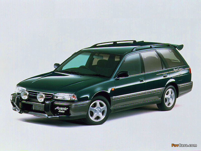 Photos of Autech Nissan Avenir Salut (W10) 1995–98 (800 x 600)