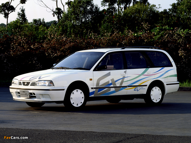 Pictures of Nissan Avenir EV (W10) 1995 (800 x 600)