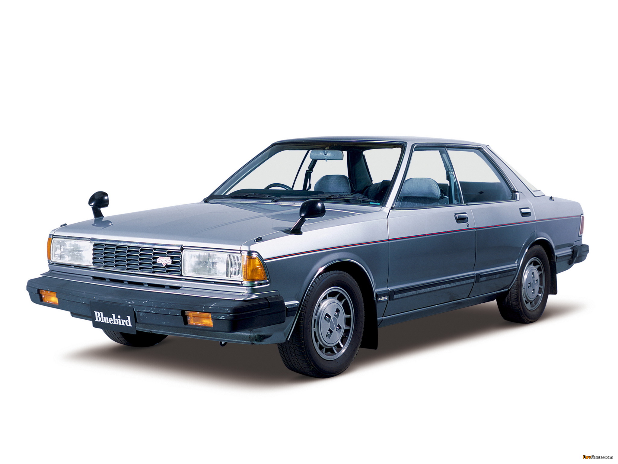 Images of Nissan Bluebird Hardtop (910) 1982–83 (2048 x 1536)